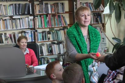 „Ciotka Klotka” w stężyckiej bibliotece