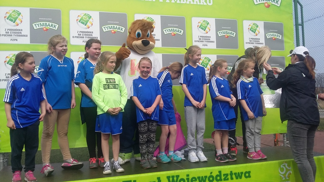 Dziewczęta z Szymbarku w ćwierćfinale wojewódzkim