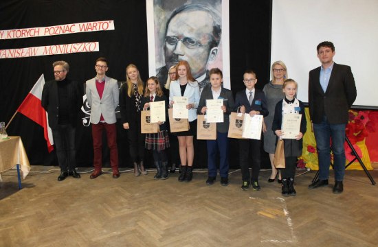 O STANISŁAWIE MONIUSZCE W STĘŻYCY
