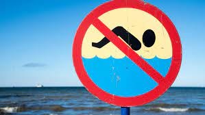 Zakaz kąpieli na kąpielisku w Krzesznej