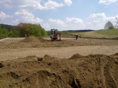 Trwa budowa boiska w miejscowości Borucino