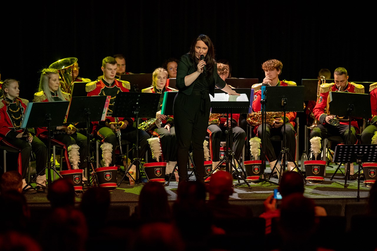 Fotorelacja -  Jubileuszowy koncert w wykonaniu Gminnej Orkiestry Dętej ze Stężycy organizowany z okazji 10-lecia jej powstania