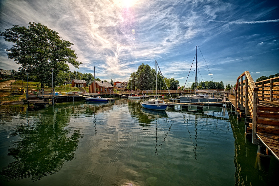 Rezerwacje miejsc cumowniczych w Marinie w Stężycy