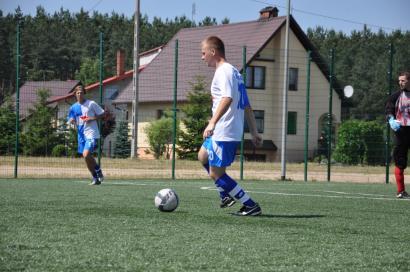 Wójt Gminy Stężyca oraz Prezes Klubu Sportowego Radunia Stężyca zapraszają do udziału w turnieju zakładów pracy w piłce nożnej